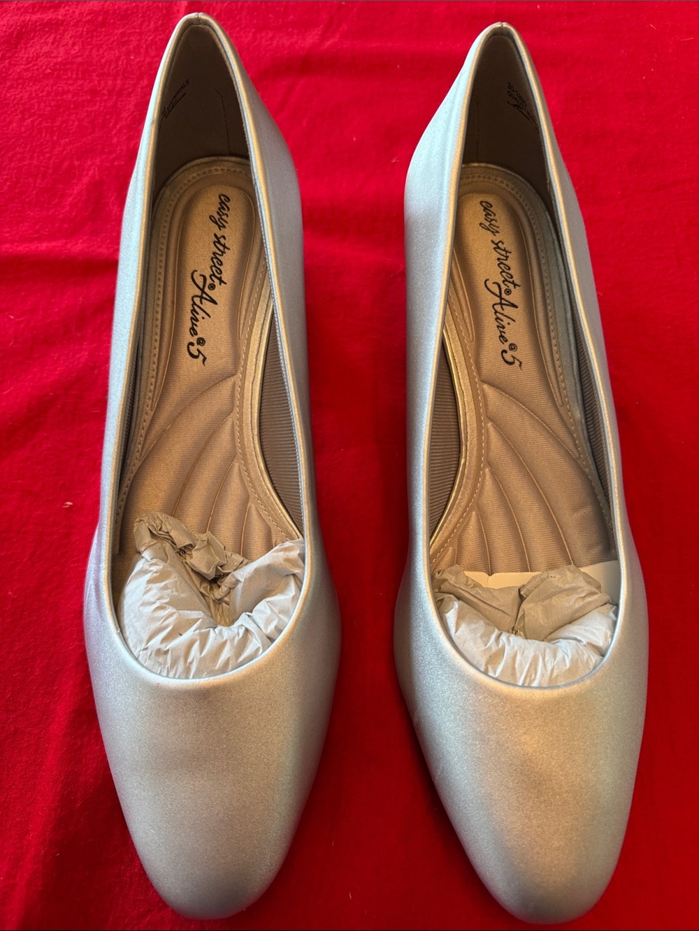 easy street Silver Metallic Ballet Pumps //Cushioned Slip-Ons